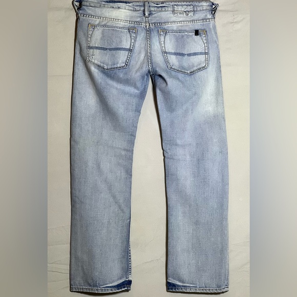 Buffalo Men's Relaxed Straight Leg Driven Jeans. W32x30L - Picture 2 of 3